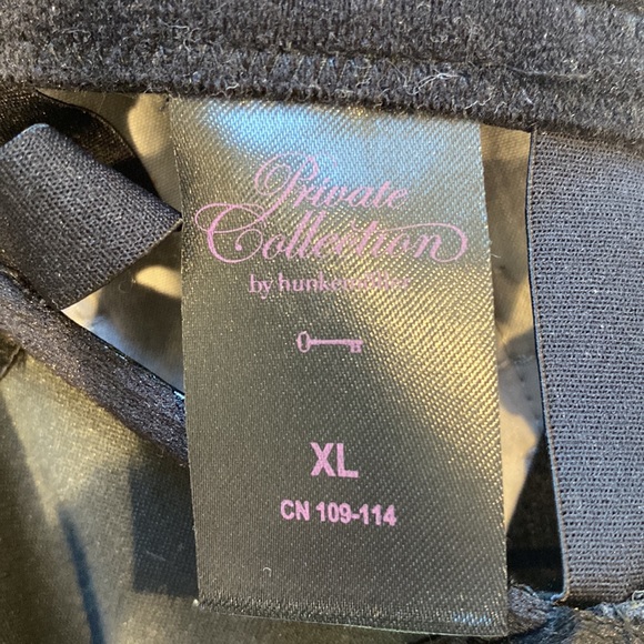 Bralette with zippers - Picture 4 of 5